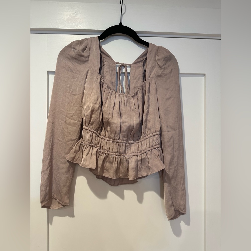 Aakaa Long Sleeve